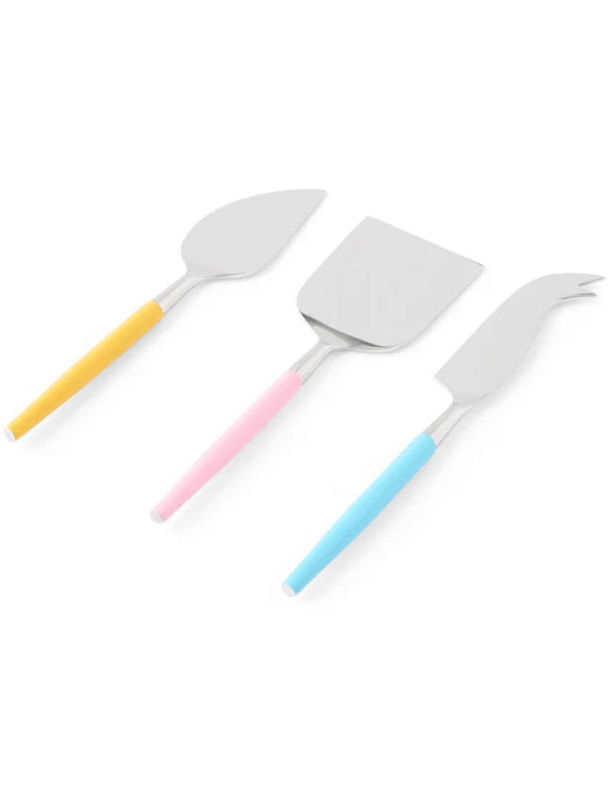 Kip & Co Soiree Diner Cheese Knife Set with stainless steel knives and wooden handles on a white background