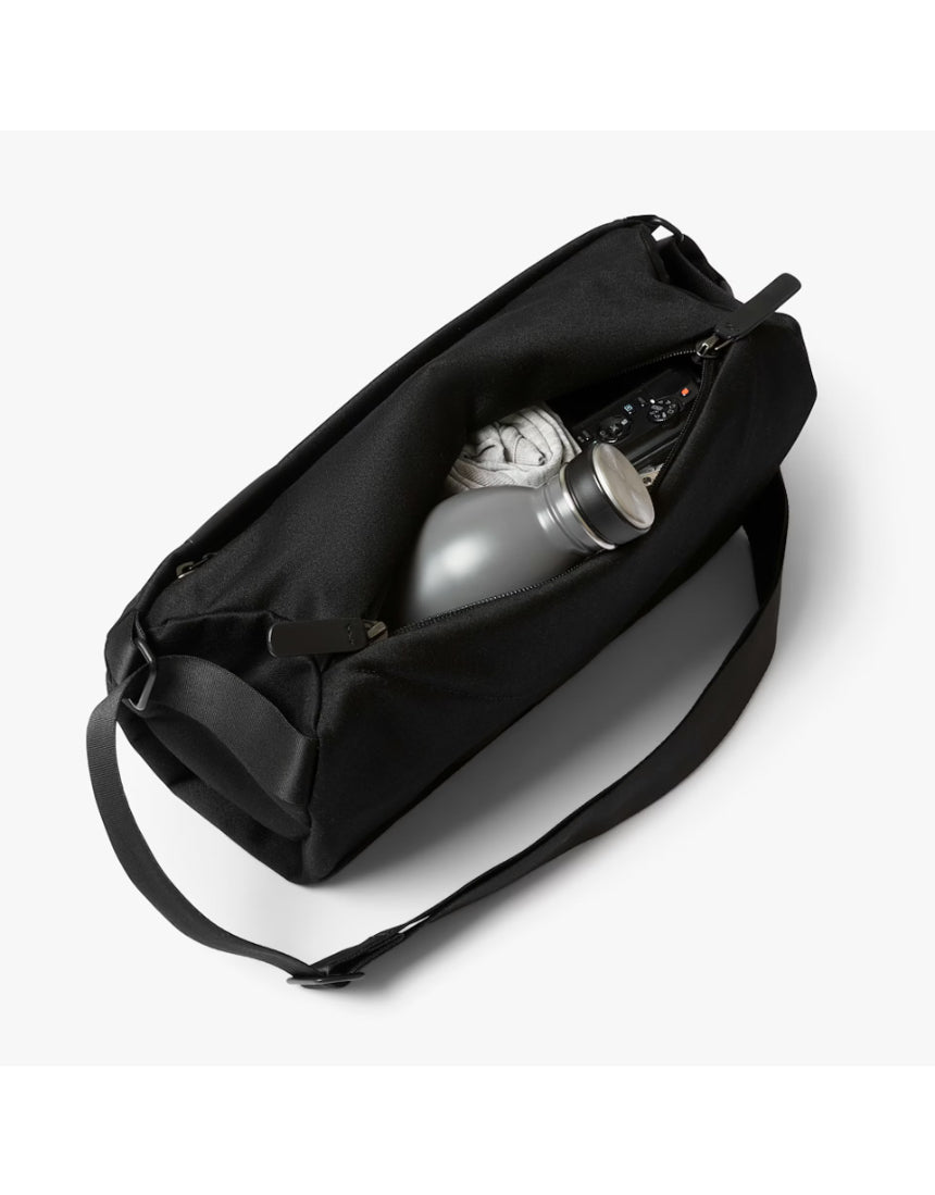 Bellroy Sling - Melbourne Black detail view 3