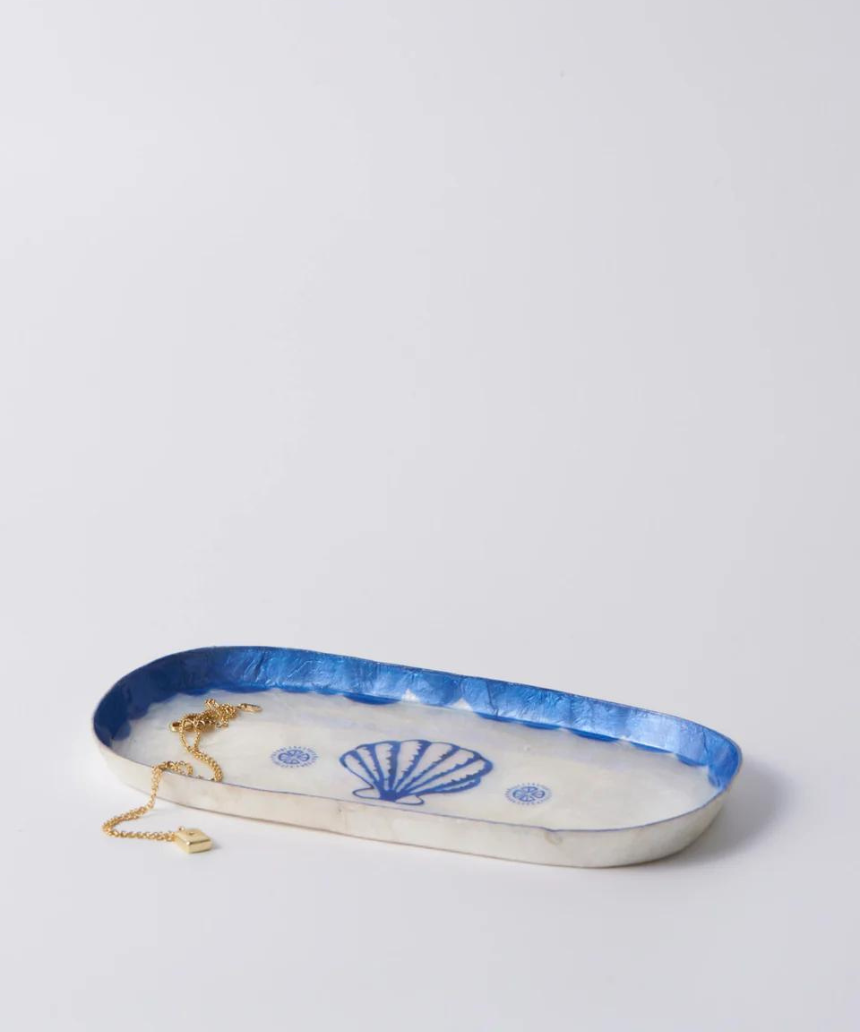 Blue Atlantic Shell Tray by Jones & Co, featuring a detailed shell design, perfect for coastal-inspired home decor.