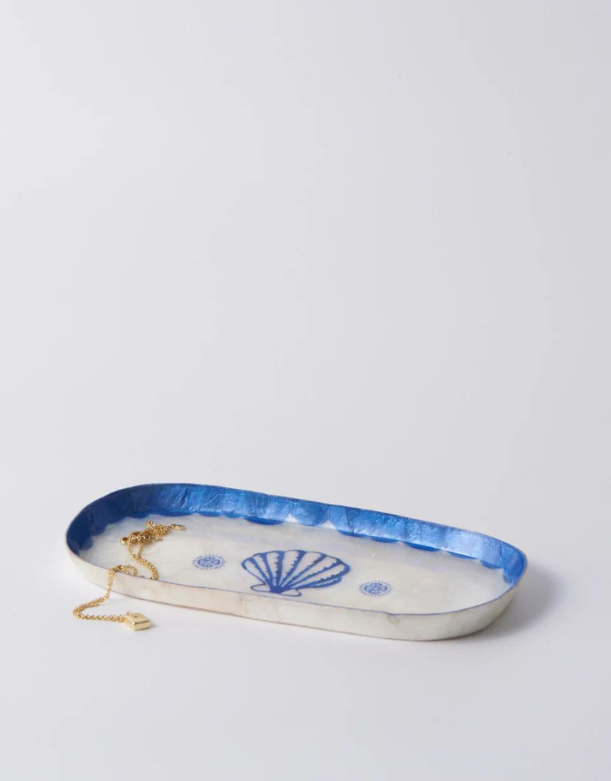 Blue Atlantic Shell Tray by Jones & Co, featuring a detailed shell design, perfect for coastal-inspired home decor.