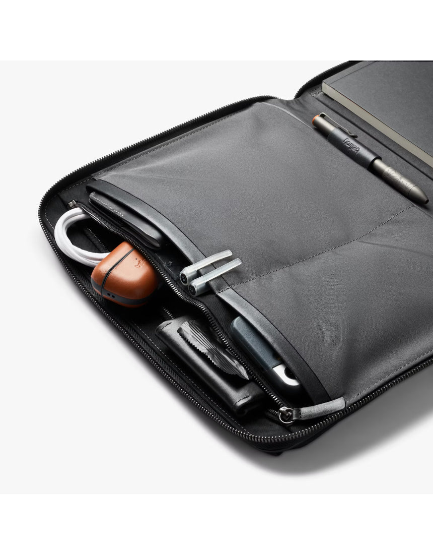 Bellroy Tokyo Folio 12.9 Raven in black leather with multiple card slots and a slim design, suitable for iPad and business accessories.