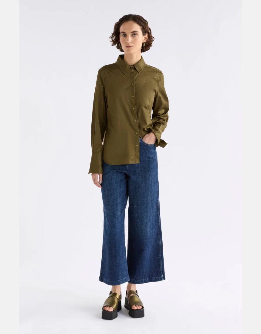 Olive green Elk Stuud long-sleeve shirt made of soft fabric, displayed flat with buttons and collar visible.