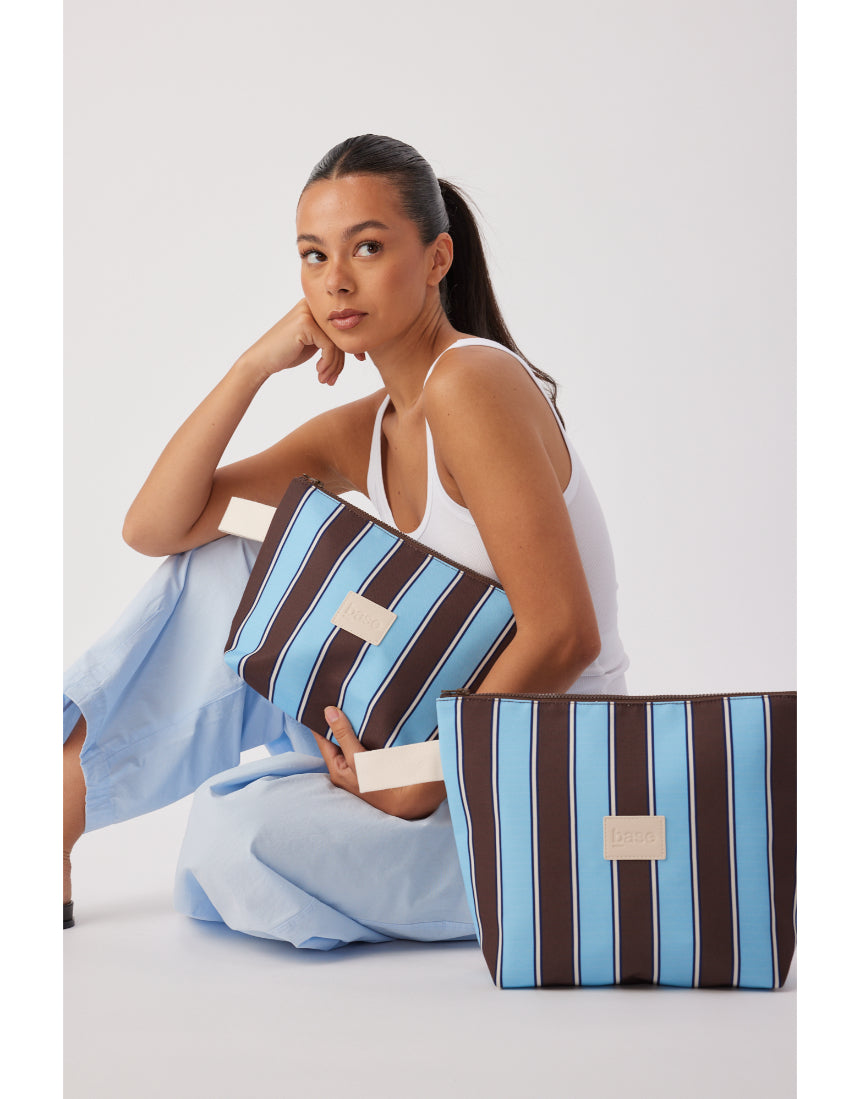Large wet base with chocolate stripe from Base, featuring a sleek design and smooth surface.