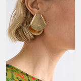 Gold Elk Villt Earring featuring a sleek, modern design with a polished finish, perfect for elegant everyday wear.