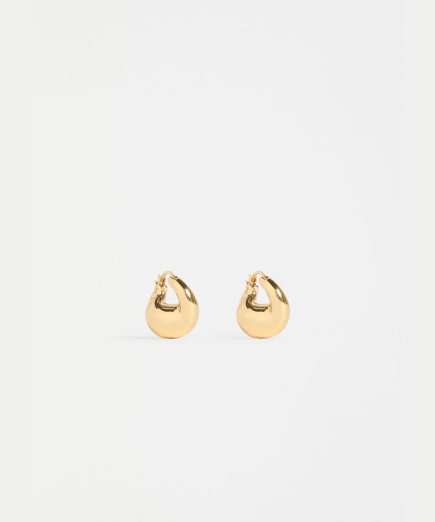 Gold Elk Aisem Mini Hoop Earrings shown on model, featuring small, stylish hoop design perfect for everyday wear.
