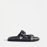 Elk Spenne Sandal in navy, casual shoes with open-toe design and ankle strap, stylish footwear for warm weather.