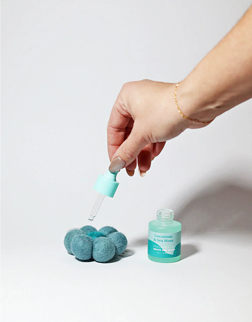 Grace & James Geranium and Sea Moss felt air freshener with a natural, textured design and fresh floral scent.