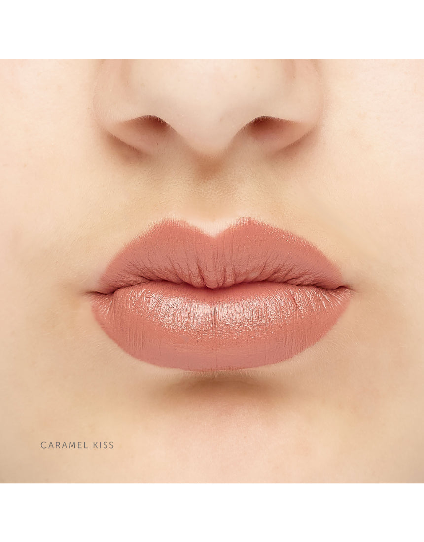 Luk Beautifood Natural Lipstick Crayon in Caramel Kiss applied on lips, showcasing warm caramel shade and smooth texture.
