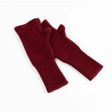Maison Fanli Julia mittens in Bordeaux color, stylish winter gloves with a cozy, textured design for cold weather.