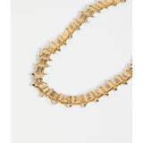 Gold Elk Hvass Necklace featuring a sleek, modern design with a smooth chain and minimalist style.