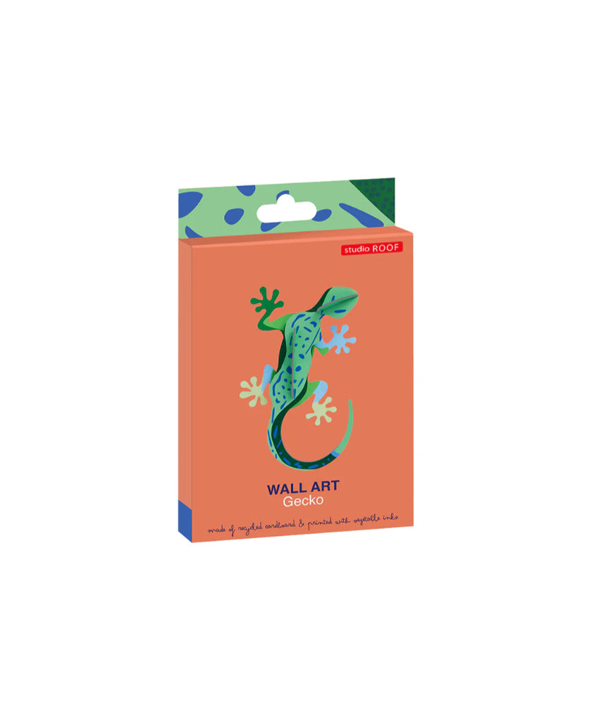 Studio Roof wall decor featuring a vibrant jungle gecko illustration, ideal for adding a lively touch to any room.