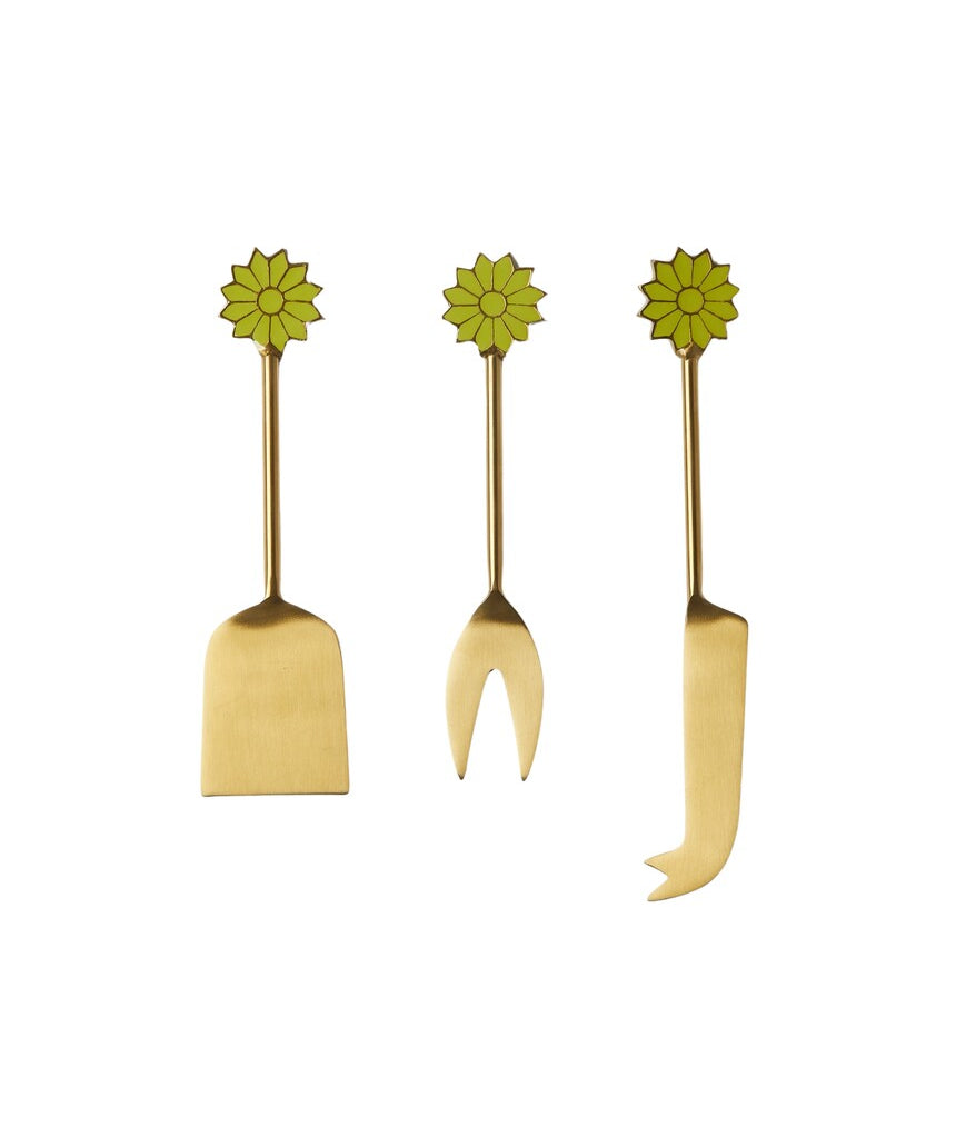 Bonnie & Neil Petal Cheese Knife Set in green with flower-shaped handles, perfect for serving cheese.