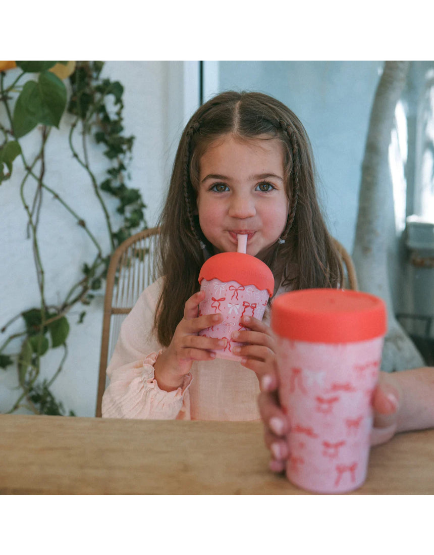 Chino Club Bows Mini Smoothie Cup and Straw for kids, 200ml, featuring colorful bow design and durable plastic construction.