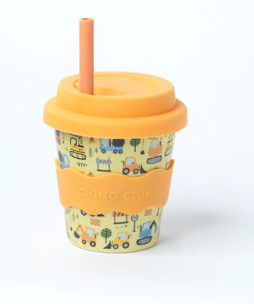 Chino Club Digger Baby Chino Cup 4oz for kids, small plastic cup with colorful design and secure lid, ideal for young children.