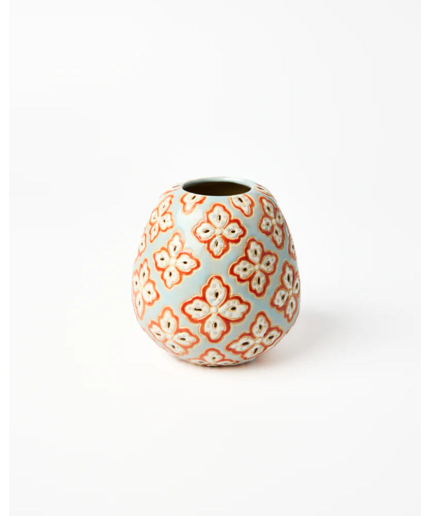 Jones & Co Pollen Vase in Blue Paisley design, showcasing a decorative ceramic vase with intricate paisley patterns.