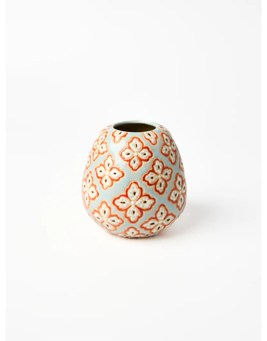 Jones & Co Pollen Vase in Blue Paisley design, showcasing a decorative ceramic vase with intricate paisley patterns.