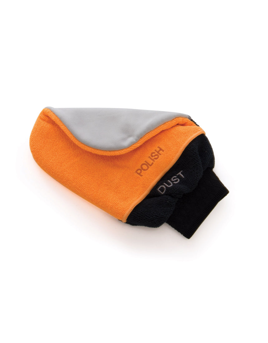 isAlbi 3-in-1 car cleaning glove with multiple textured surfaces for effective detailing and gentle car wash.