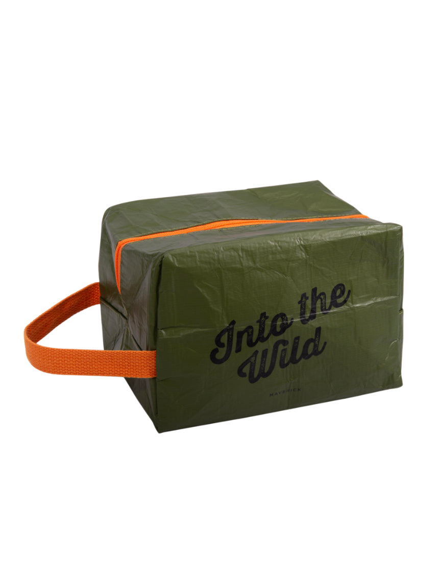 isAlbi Maverick Toiletries Bag with assorted compartments, compact cosmetic and toiletry case for travel or daily use