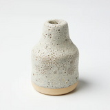 Jones & Co Bijou Robuste mini vase for home décor, featuring a sleek, modern design in a close-up shot.