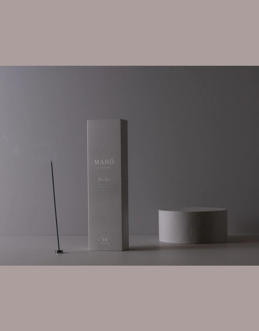 Maho Rose Bois Incense stick with floral and woody aroma, displayed in its packaging.