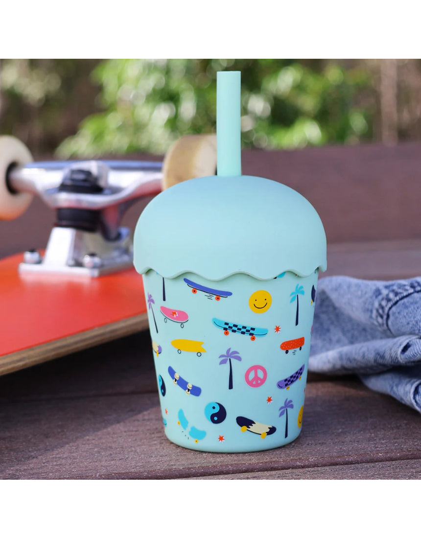 Chino Club Skate Aqua Mini Smoothie Cup with straw for kids, featuring a skateboarding design and 200ml capacity.
