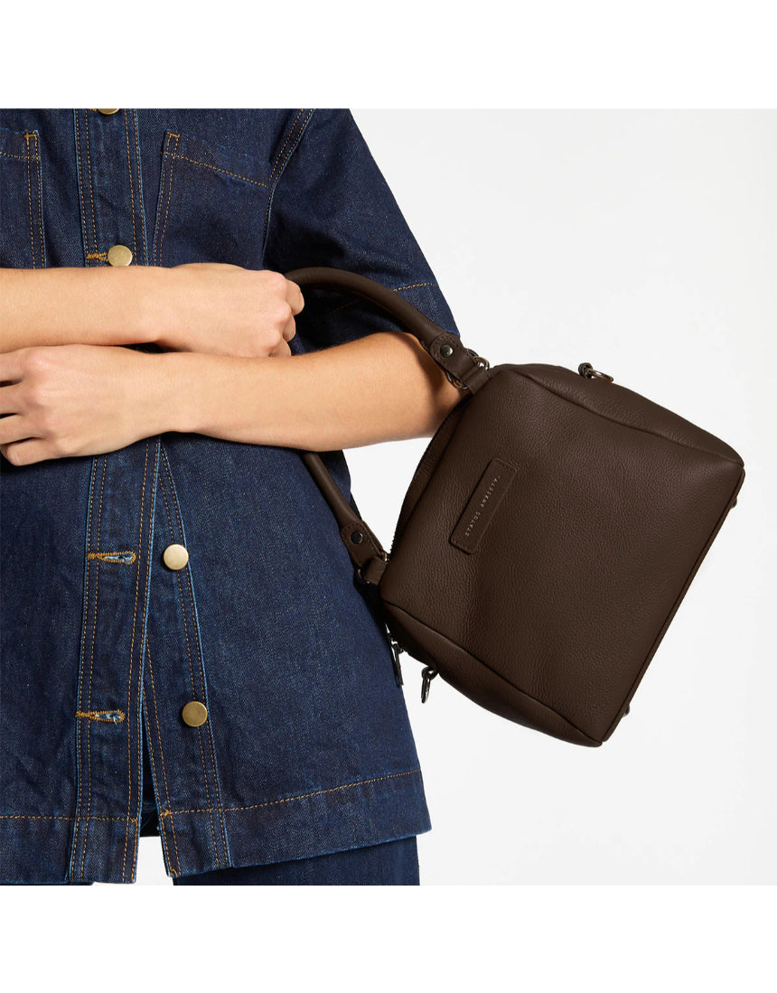 Status Anxiety Mini Mountains bag in cocoa color, stylish bags with a compact design, perfect for everyday use.