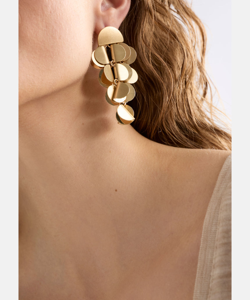 Gold Elk Ozett Drop Earring featuring sleek, modern design with a smooth drop shape and polished finish.