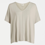 Elk Mytr Flax T-shirt, a casual top with a comfortable fit, featuring a simple design and soft fabric in natural tones.