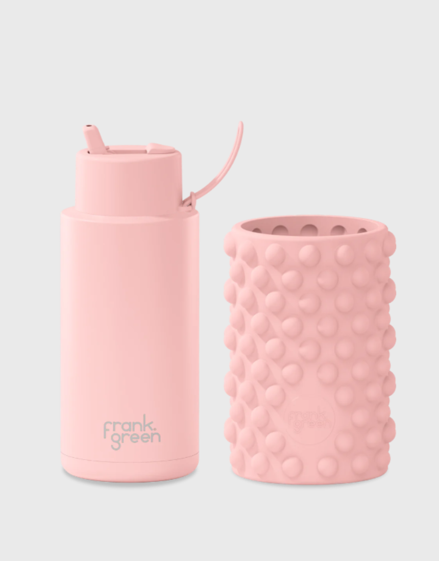 Frank Green Roll With It gift set featuring a blush 34oz/1L reusable drinkwear bottle and matching accessories.