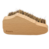 Fisura travel kit for sneakers featuring storage compartments and cleaning tools for convenient sneaker care on the go.