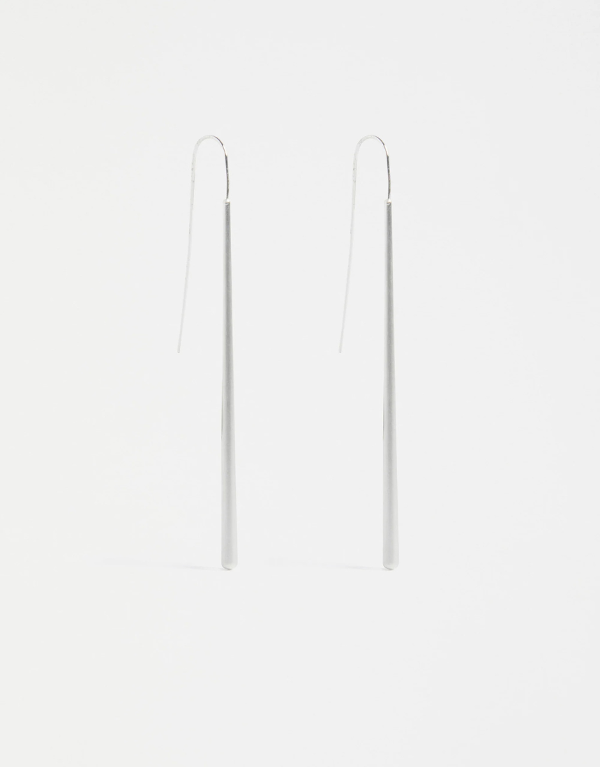 Silver Elk Ospenn Drop Earring with sleek design and elegant dangle style for a stylish accessory.