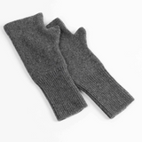 Maison Fanli Julia mittens in dark grey, cozy knit gloves with ribbed cuffs, designed for warmth and style.