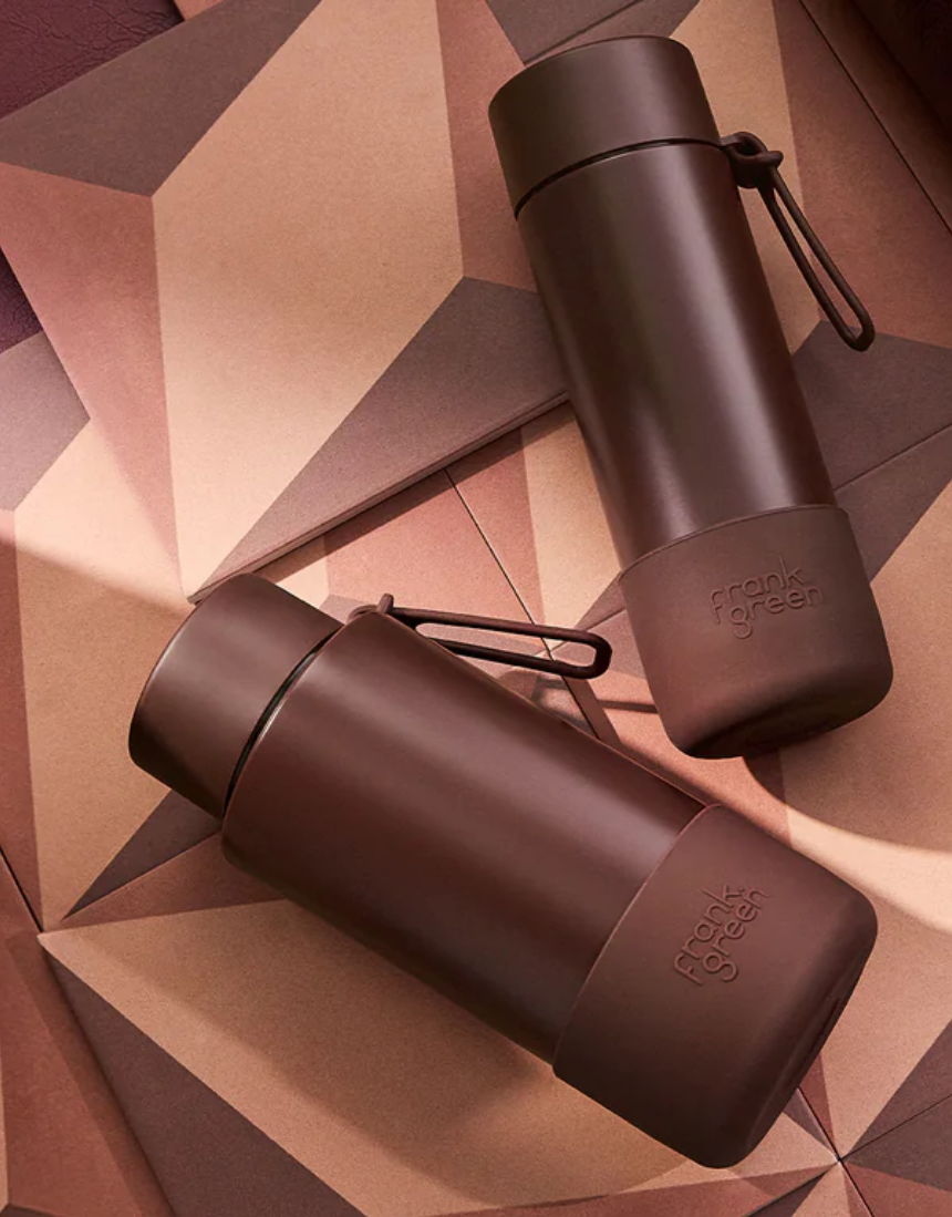 Frank Green Chocolate 595ml drinkwear bottle with a sleek design and secure lid, ideal for beverages on the go.