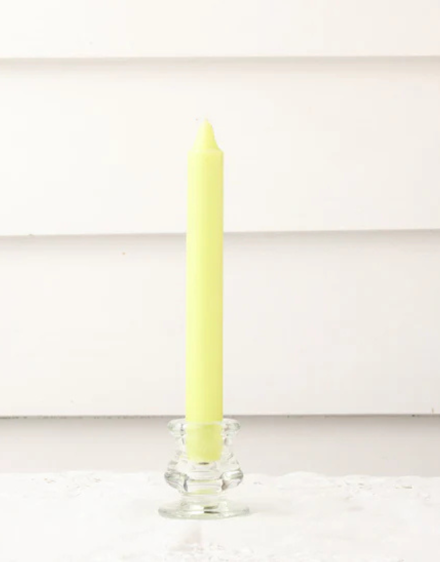 River Road dinner candles, 6-pack with flower crown design, elegant white wax candles for table decor and special occasions