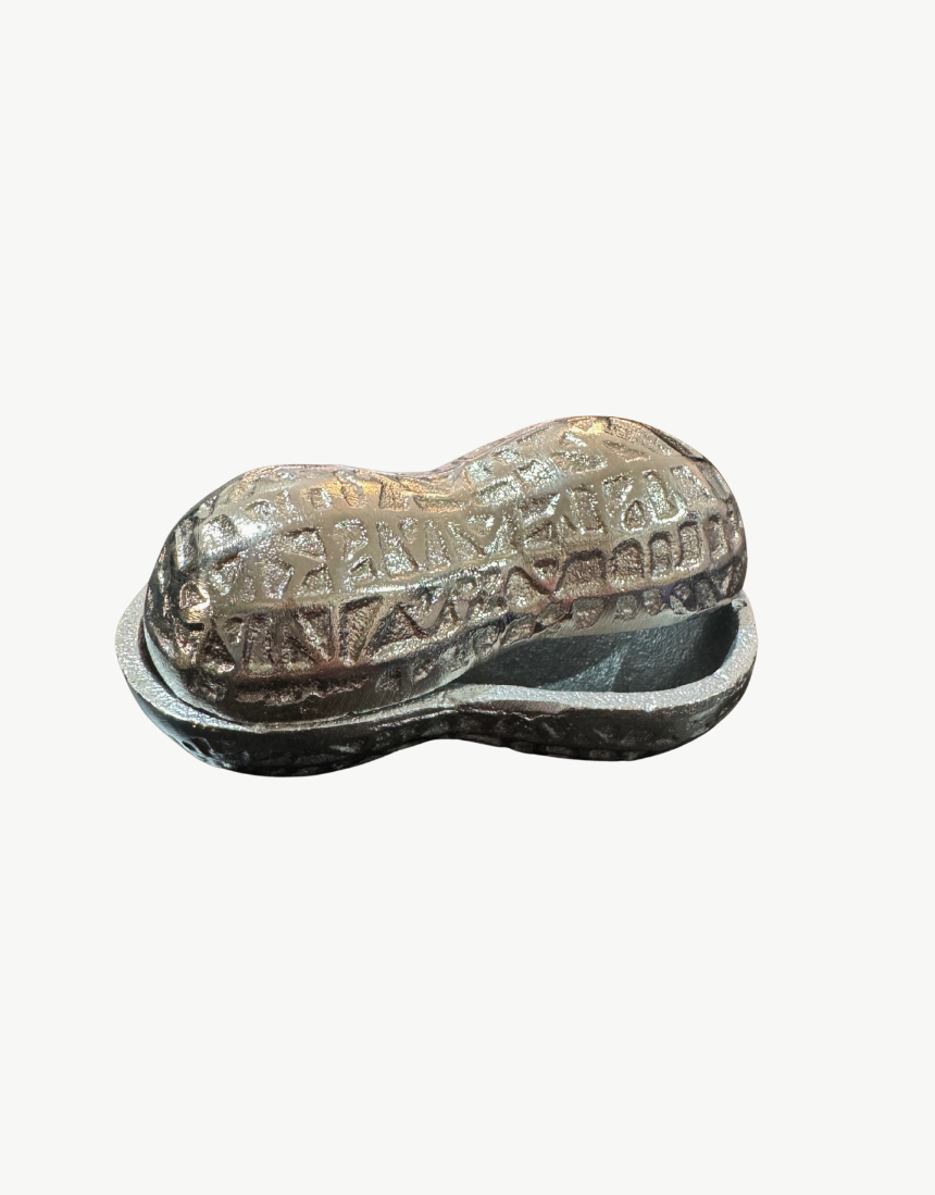 White Moose peanut bowl in silver finish, featuring a sleek, rounded design perfect for serving snacks or small treats.