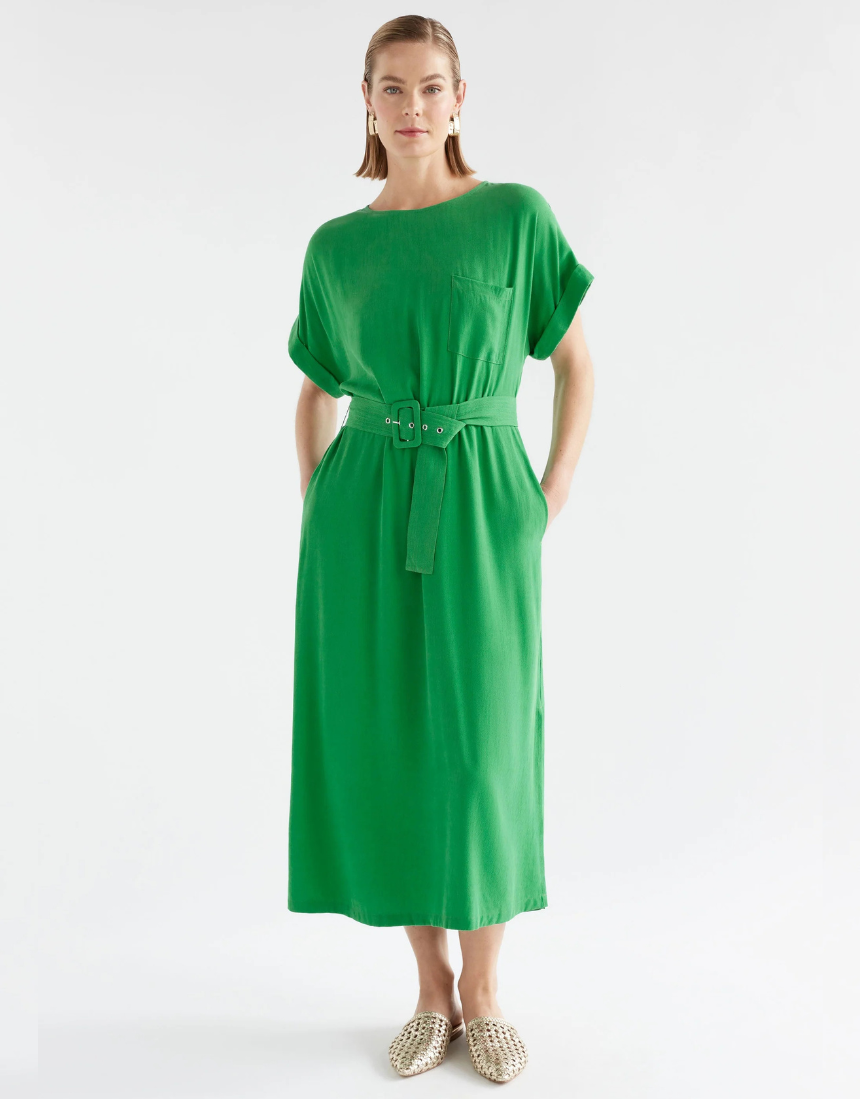Elk Olyck Midi Dress in soft fabric, featuring a flowing silhouette and stylish design, perfect for casual or semi-formal wear.