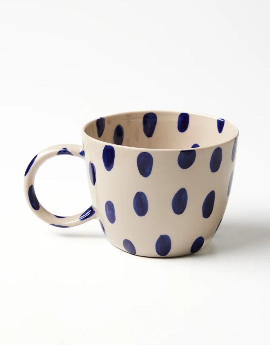 Jones & Co Chino Mug Boss Blue Spot featuring a blue spotted design on a ceramic mug.